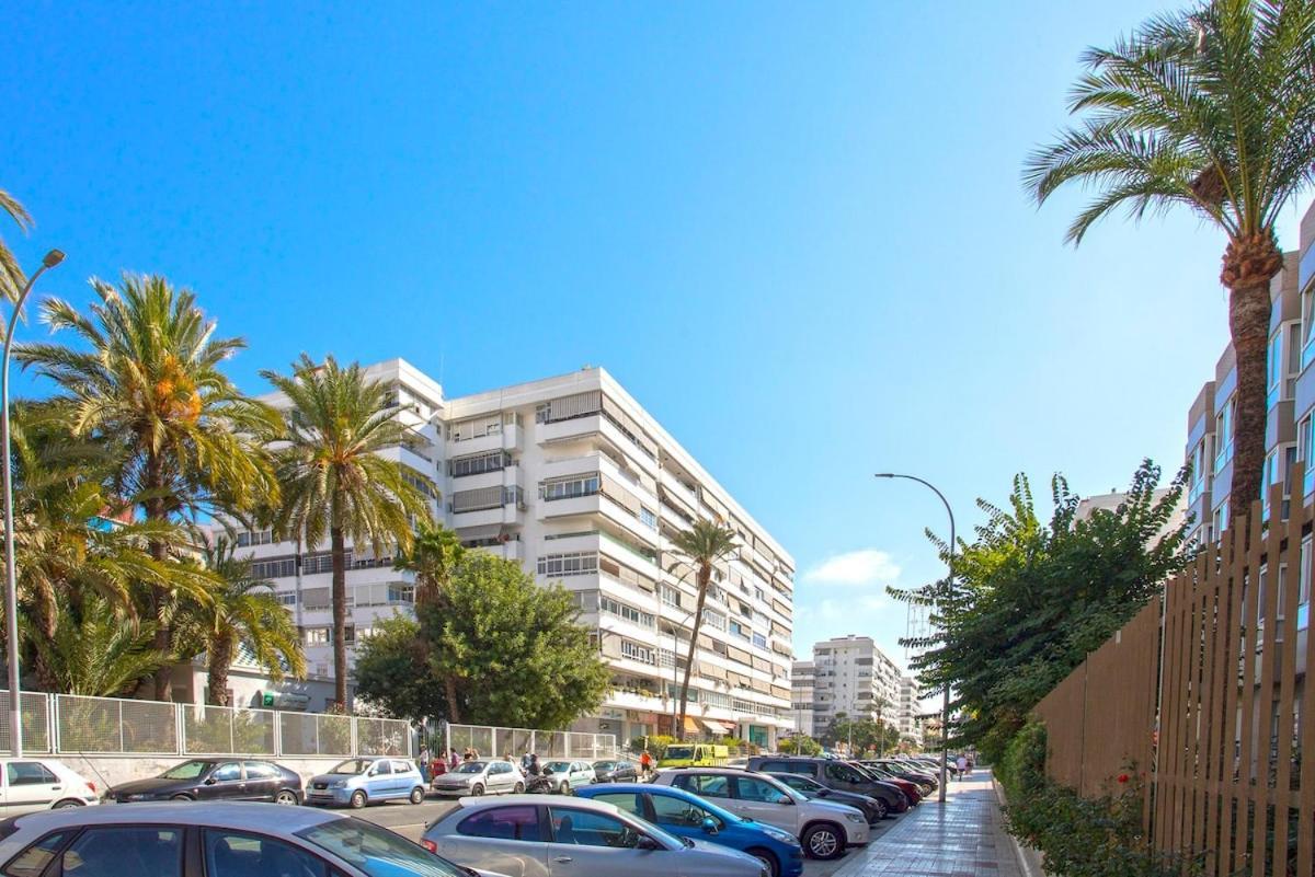 -Malagasunapts- West Beach Malaga Seafood & Relax Exterior photo